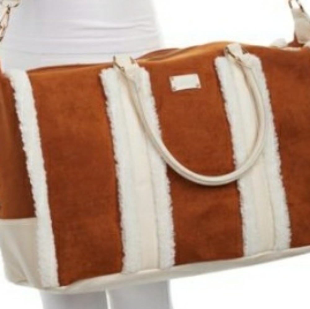 Bear Claw Weekend Bag Cognac Make Offer!